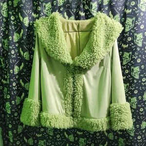 NWOT Borg Collar Faux Suede Green Jacket 💚✨️